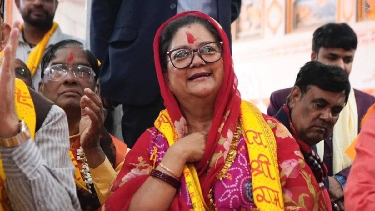 वसुंधरा राजे महाकाल दर्शन: उज्जैन पहुंचते ही भावुक हुईं पूर्व सीएम, बोलीं-सुख-दुख में हमेशा साथ रहते हैं बाबा महाकाल