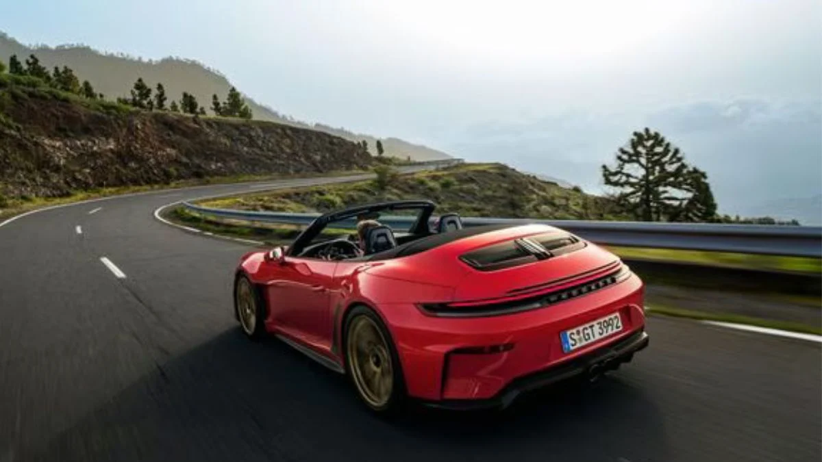 पोर्श 911 GT3 S/C लॉन्च 2026: मैनुअल कन्वर्टिबल ने बढ़ाया कार लवर्स का क्रेज