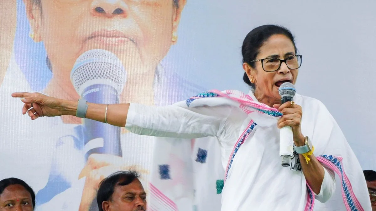 ममता बनर्जी ईवीएम विवाद से बंगाल में बवाल, रातभर चला ड्रामा, बैलेट बॉक्स खुलने के आरोप से बढ़ा तनाव