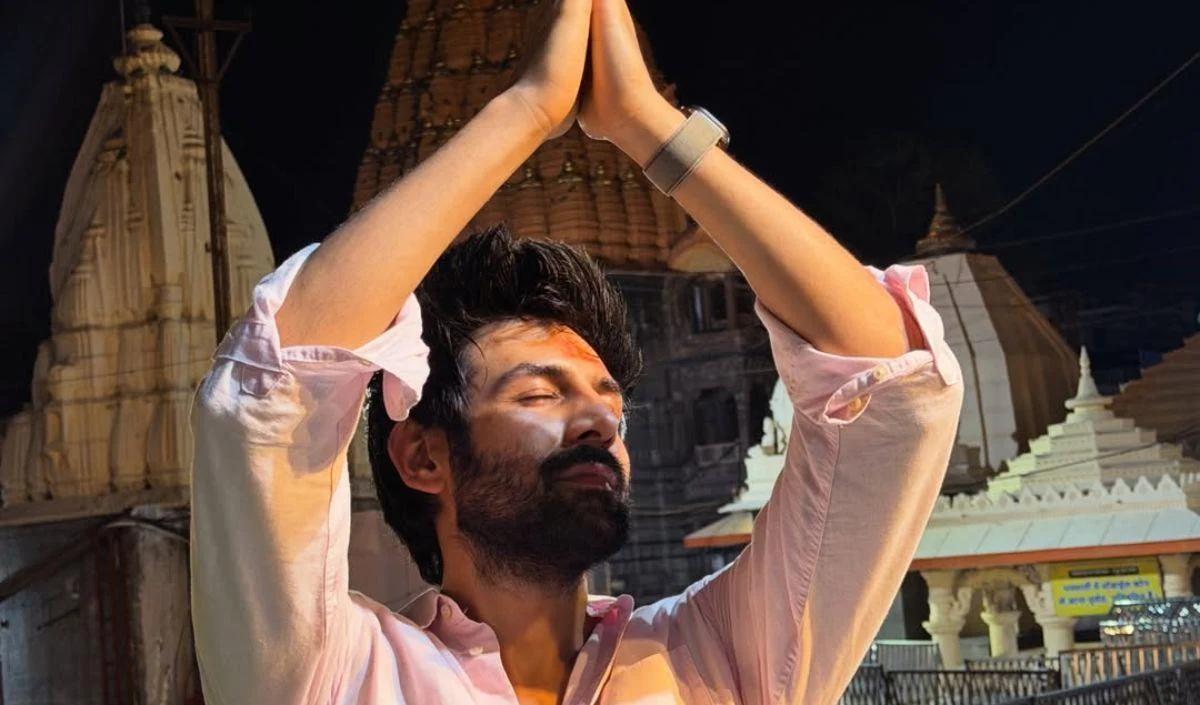 कार्तिक आर्यन महाकाल मंदिर पहुंचे: पहला नेशनल अवॉर्ड जीतने के बाद माता-पिता संग लिया बाबा का आशीर्वाद