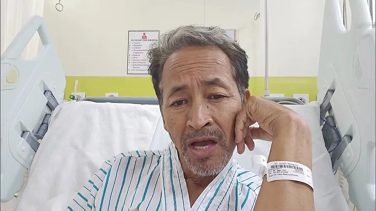 https://hindi.webdunia.com/national-hindi-news/sonam-wangchuk-health-update-dehydration-during-hunger-strike-neet-controversy-safdarjung-hospital-126071900007_1.html